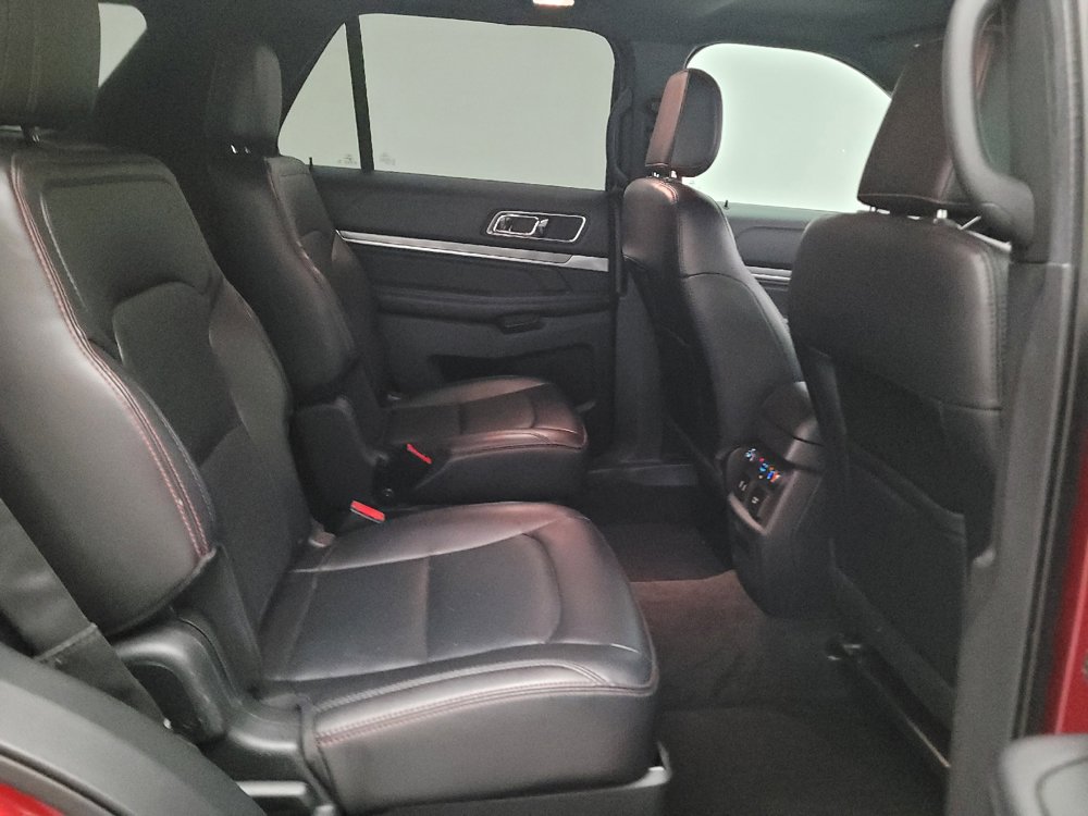 Used 2018 Ford Explorer Sport w/ Equipment Group 401A AWD/4WD image 19