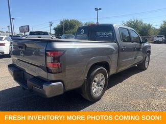 Used 2024 Nissan Frontier SV RWD video 2