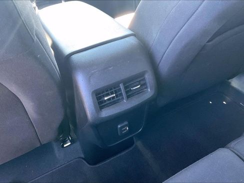 Used 2022 Chevrolet Equinox LS AWD/4WD image 10