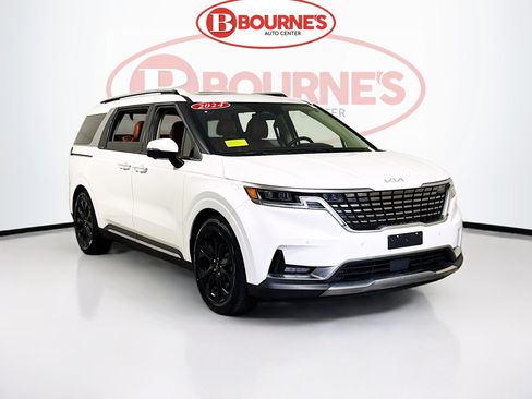 Used 2024 Kia Carnival SX Prestige FWD image 1