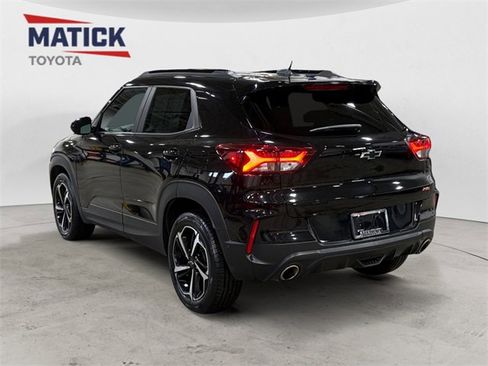 Used 2023 Chevrolet TrailBlazer RS w/ Technology Package image 5