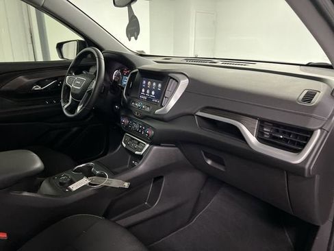 Certified 2024 GMC Terrain SLE w/ Driver Convenience Package image 28