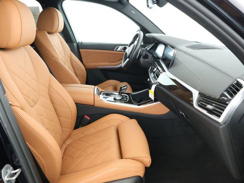 Used 2023 BMW X5 xDrive45e w/ M Sport Package image 23