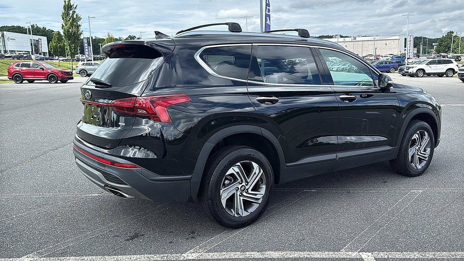 Certified 2023 Hyundai Santa Fe SEL AWD/4WD image 5