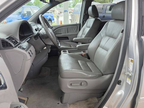 Used 2010 Honda Odyssey EX-L image 11