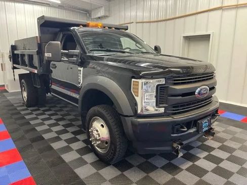 Used 2019 Ford F550 4x4 Regular Cab Super Duty image 3
