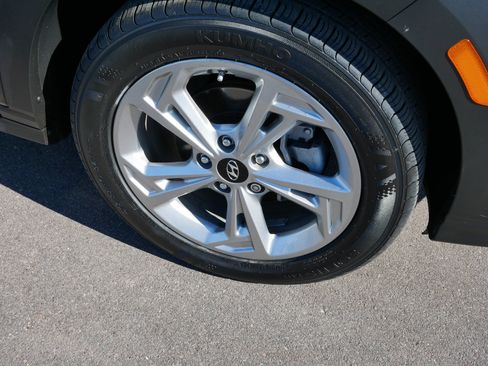 Certified 2023 Hyundai Kona SEL w/ Convenience Package image 15