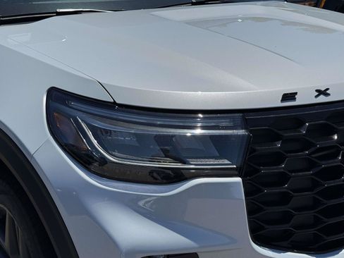 New 2026 Ford Explorer ST-Line w/ ST-Line Street Pack AWD/4WD image 8