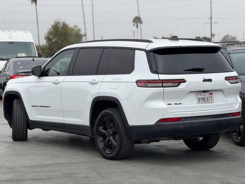 Used 2021 Jeep Grand Cherokee L Laredo AWD/4WD image 3