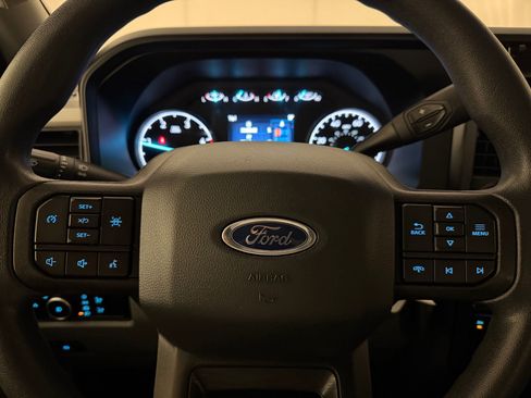 Used 2023 Ford F350 XL w/ 360-Degree Camera Package AWD/4WD image 10