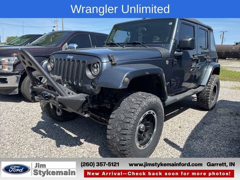 Used 2008 Jeep Wrangler Unlimited Sahara AWD/4WD image 3