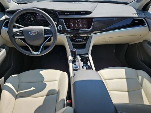 Certified 2023 Cadillac XT6 Premium Luxury w/ Technology Package AWD/4WD image 8