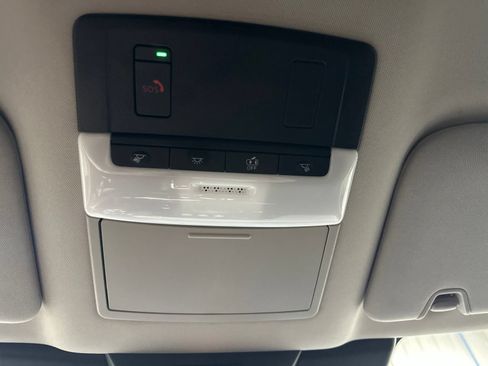 Used 2024 Nissan Pathfinder SV AWD/4WD image 65