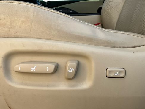 Used 2012 Lexus RX 350 AWD w/ Premium Pkg image 18