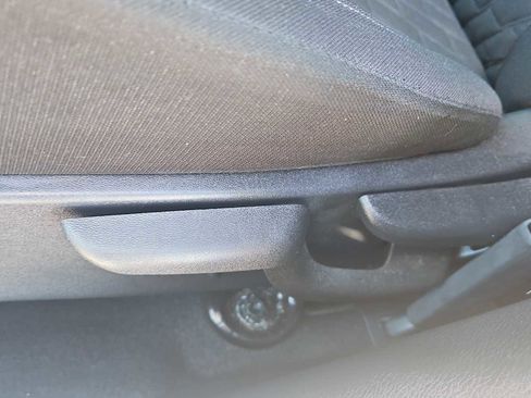 Used 2023 Nissan Kicks SV image 14