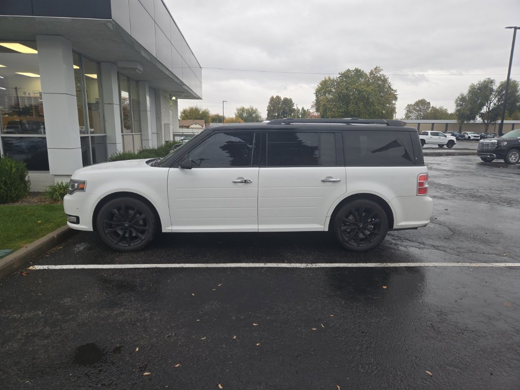 Used 2018 Ford Flex Limited w/ Equipment Group 303A AWD/4WD image 2