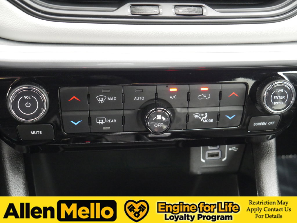 Used 2026 Jeep Compass Limited AWD/4WD image 20