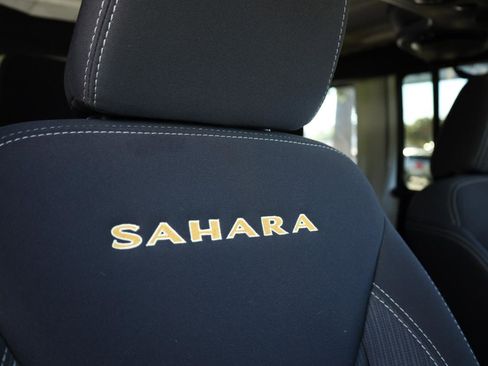 Used 2013 Jeep Wrangler Unlimited Sahara w/ Dual Top Group image 34