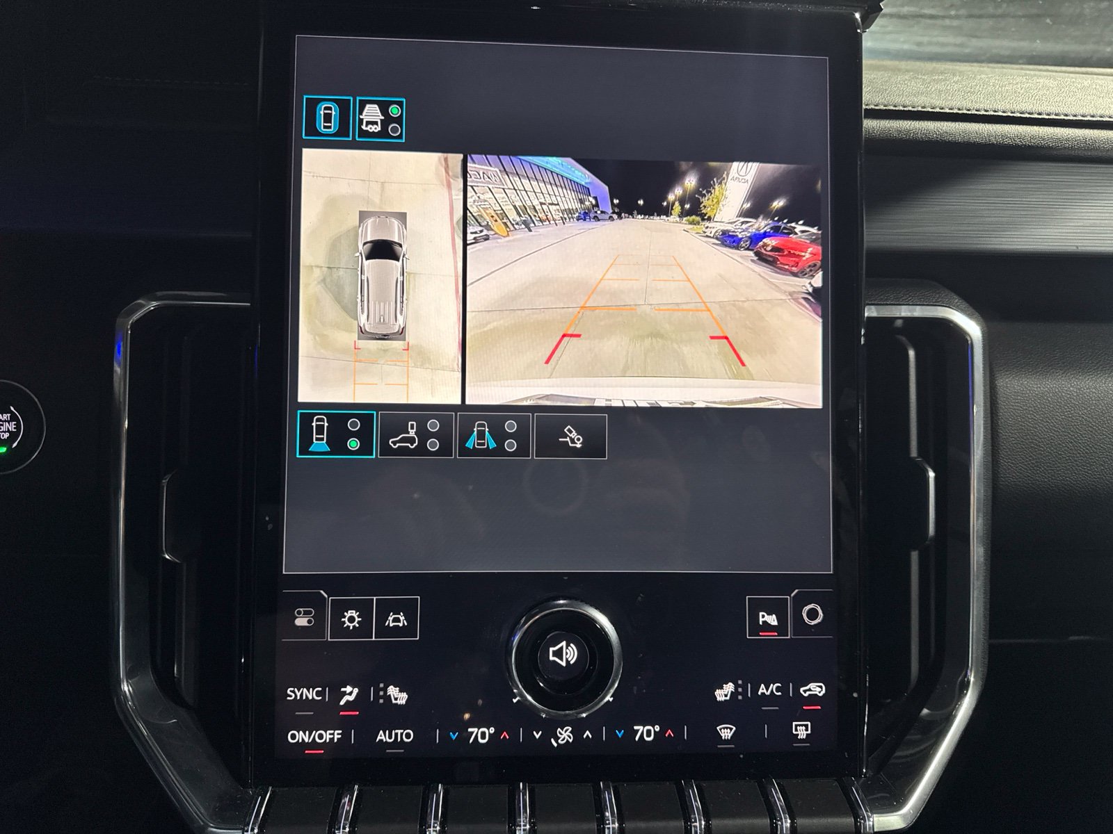 Used 2025 GMC Acadia Elevation FWD image 16
