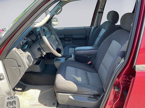 Used 2004 Ford Explorer Sport Trac XLS RWD image 6