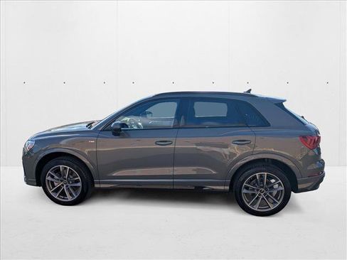 New 2025 Audi Q3 2.0T Premium image 8