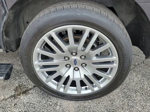 Used 2024 Ford Expedition Max Limited AWD/4WD image 5