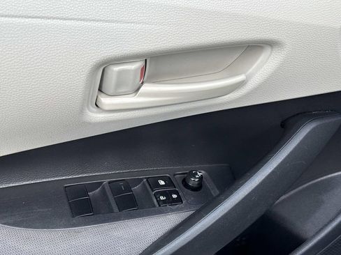 Used 2024 Toyota Corolla LE image 18