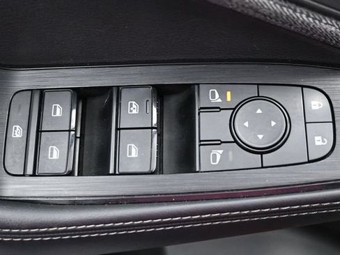 Used 2023 Nissan Rogue SV FWD image 14