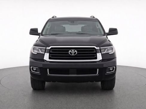 Used 2019 Toyota Sequoia TRD Sport w/ TRD Sport Premium Package AWD/4WD image 5