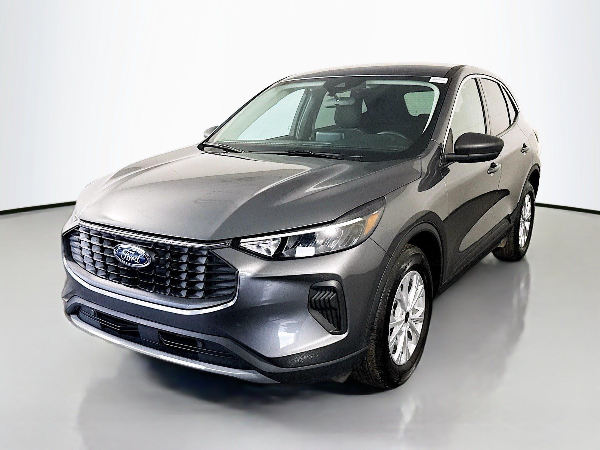 Used 2023 Ford Escape Active AWD/4WD image 4