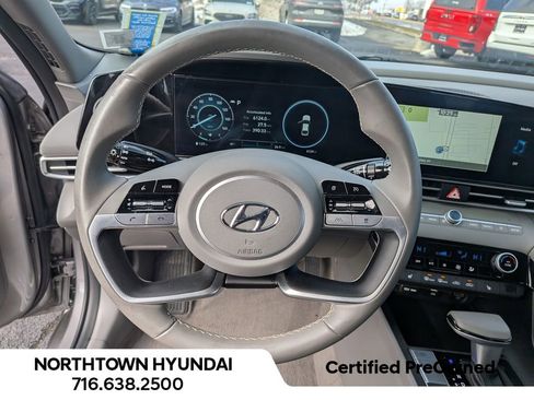 Certified 2023 Hyundai Elantra SEL w/ Convenience Package image 9