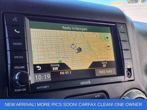 Used 2015 Jeep Wrangler Unlimited Sahara w/ Dual Top Group AWD/4WD image 5