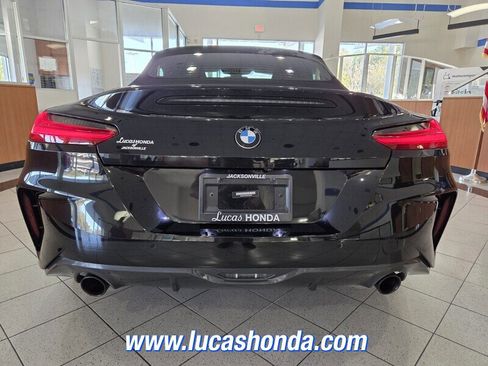 Used 2022 BMW Z4 sDrive30i w/ M Sport Package image 5