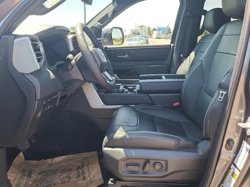 Used 2026 Toyota Tundra Limited w/ Power Package AWD/4WD image 13