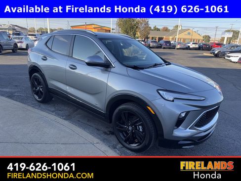 Used 2025 Buick Encore GX Sport Touring image 6