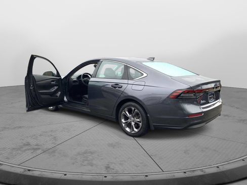 Used 2023 Honda Accord EX image 10