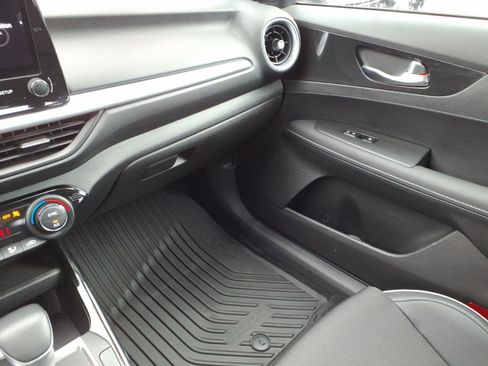 Used 2023 Kia Forte GT-Line FWD image 22