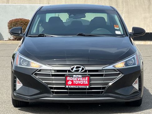 Used 2019 Hyundai Elantra Value Edition w/ Cargo Package FWD image 10