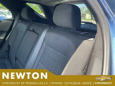 Used 2024 Chevrolet Equinox LT FWD image 34
