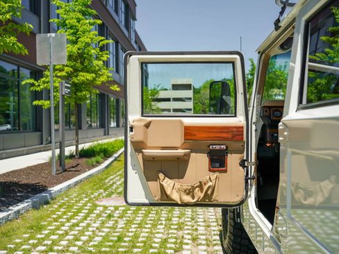 Used 1995 HUMMER H1 4-Door Wagon image 49