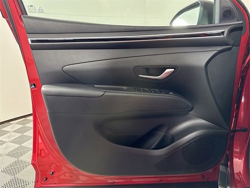 Used 2023 Hyundai Tucson SEL image 12