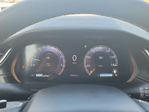 Used 2023 Jeep Grand Cherokee L Laredo AWD/4WD image 23