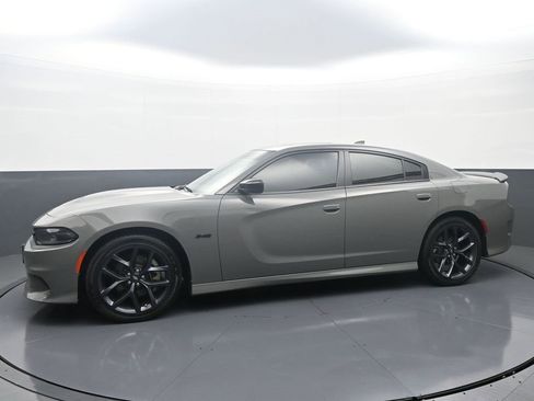 Used 2023 Dodge Charger R/T w/ Blacktop Package image 4