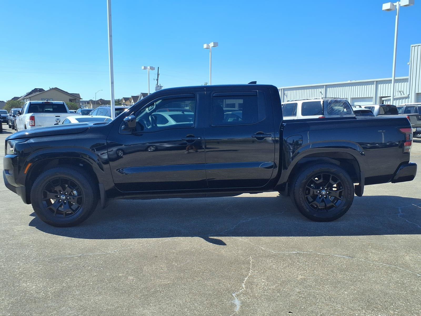 Used 2024 Nissan Frontier SV w/ Technology Package RWD image 8