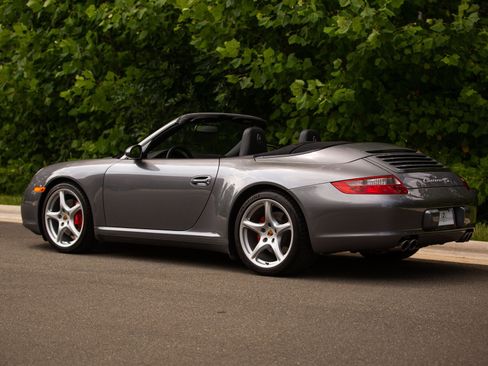 Used 2006 Porsche 911 Carrera 4S AWD/4WD image 4