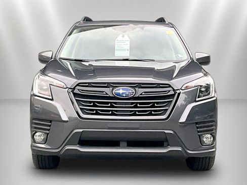 Certified 2023 Subaru Forester Premium AWD/4WD image 2
