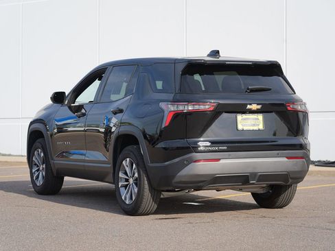 Used 2025 Chevrolet Equinox LT AWD/4WD image 5