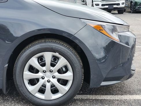 Used 2026 Toyota Corolla LE image 5