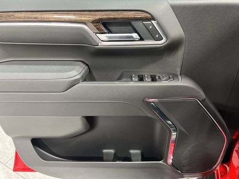 New 2026 GMC Sierra 1500 SLE image 21