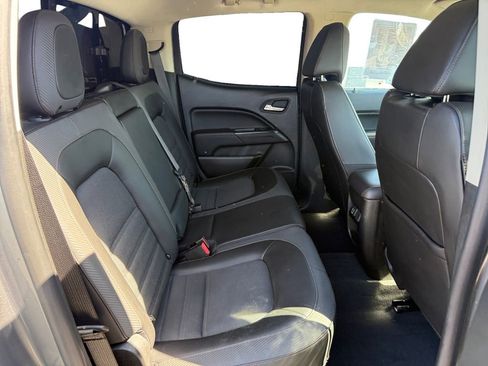 Certified 2022 GMC Canyon AT4 image 18